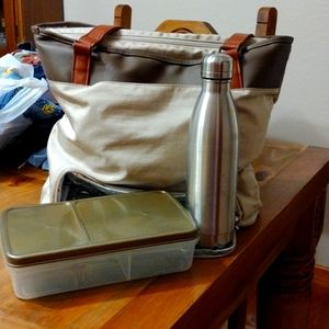 FIT+FRESH lunchbag w water bottle and food container w ice lid